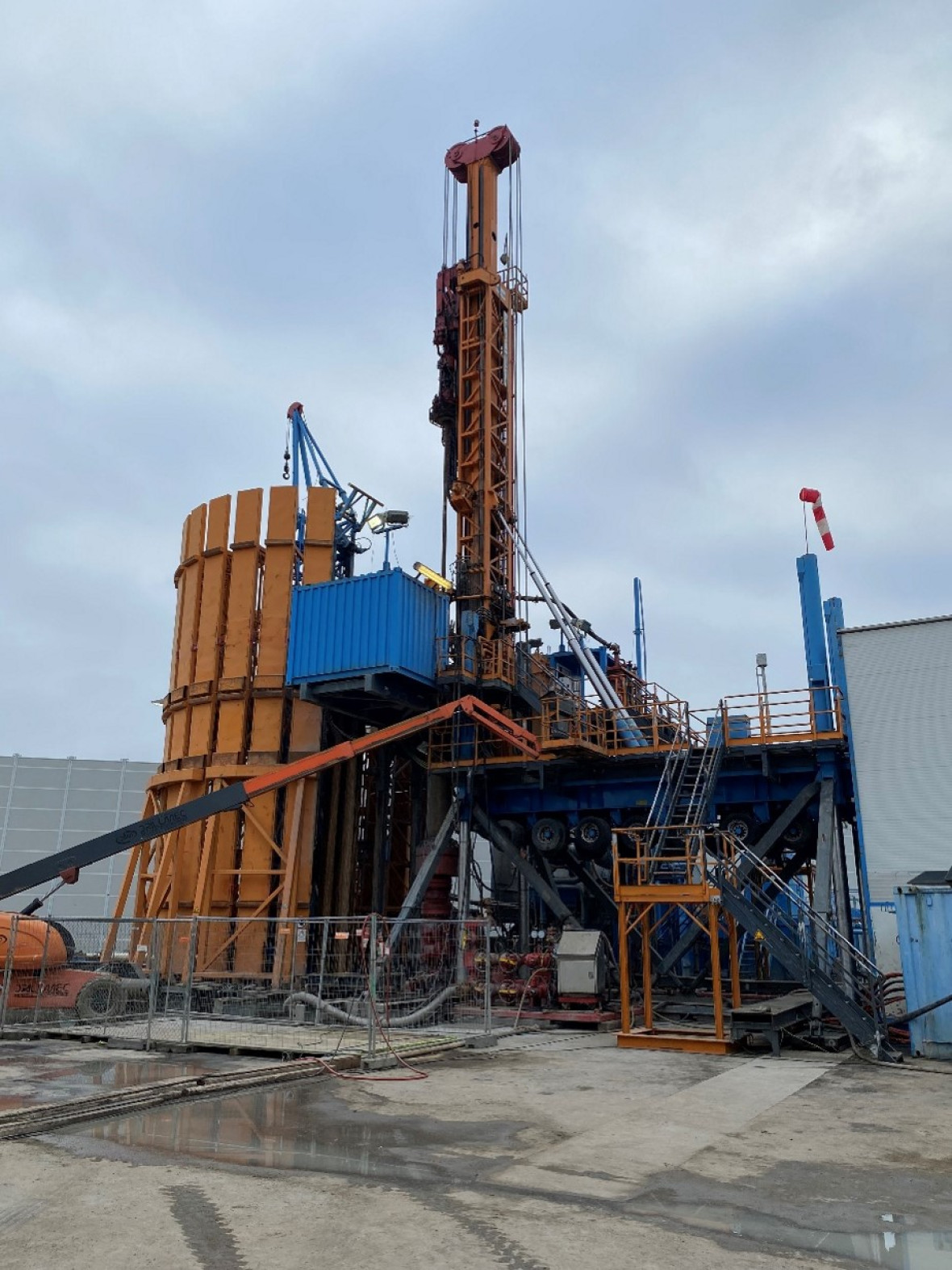 The geothermal drill site at Neuruppin.